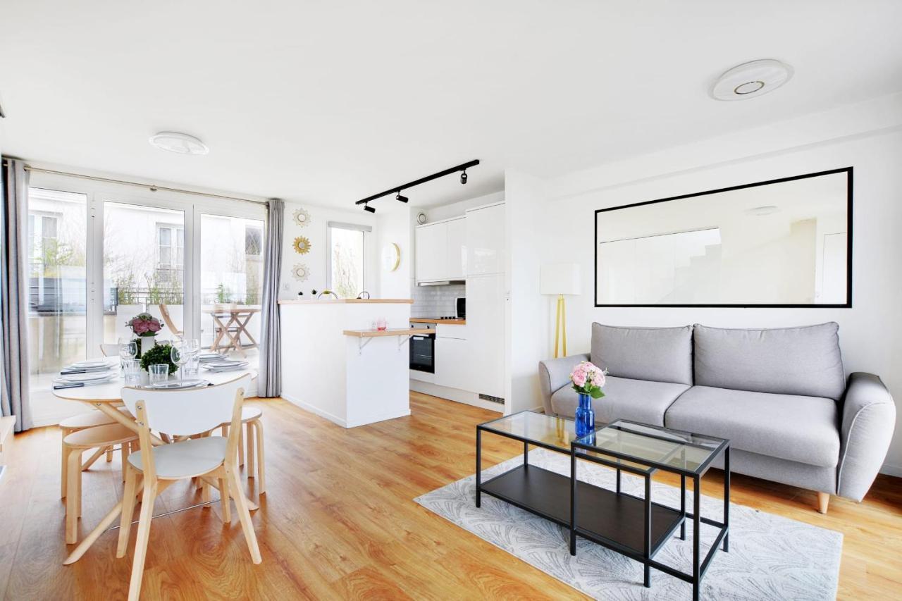 Exceptional Triplex With Terrace - Montmartre Apartment Paris Luaran gambar