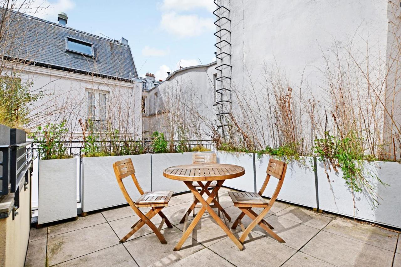 Exceptional Triplex With Terrace - Montmartre Apartment Paris Luaran gambar