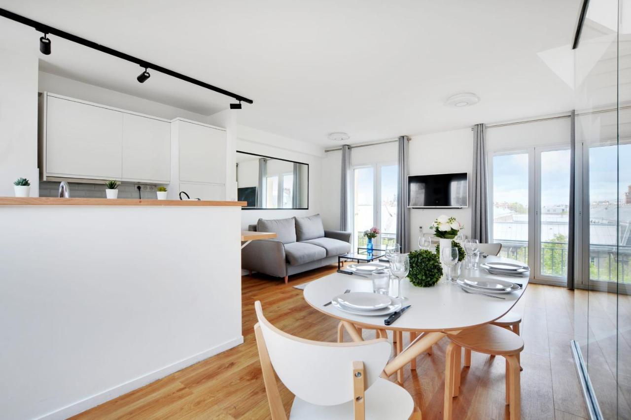 Exceptional Triplex With Terrace - Montmartre Apartment Paris Luaran gambar