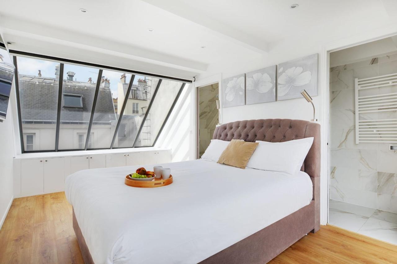 Exceptional Triplex With Terrace - Montmartre Apartment Paris Luaran gambar